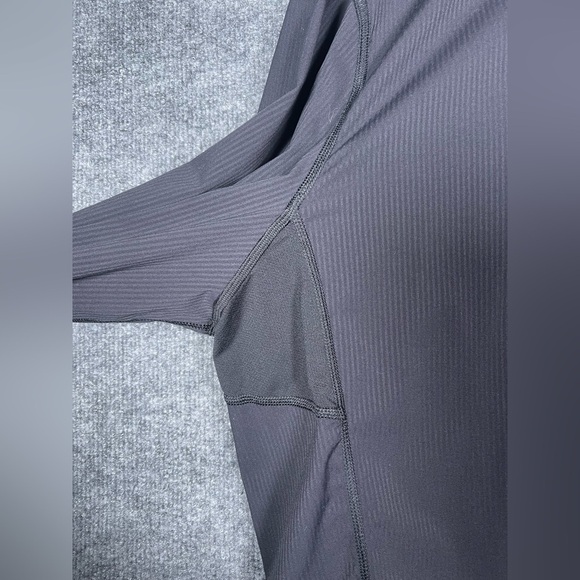 Lululemon Men’s Size XL Black Stripe Performance Stretch Long Sleeve Button Down - Picture 3 of 13